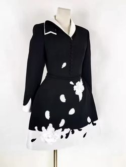 Vestido modelo Victoria Petal