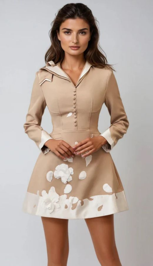 Vestido modelo Victoria Petal beige