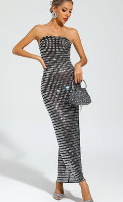 Vestido modelo Viva negro