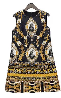 Vestido modelo Virgen