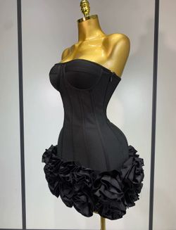 Vestido modelo Virginas