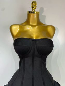 Vestido modelo Virginas