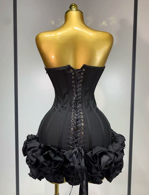Vestido modelo Virginas