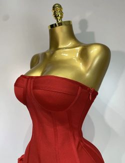 Vestido modelo  Virginas Red