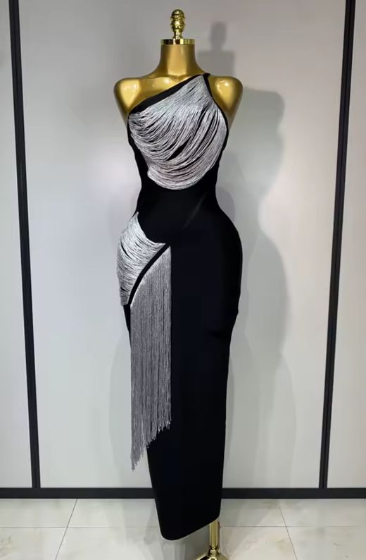 Vestido moldelo Nayma