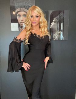 Vestido negro bandage mangas acampanadas Natasha