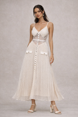 Robe blanche de Serena